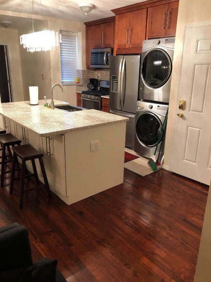 Brooklyn 3 Bedroom 1 Bathroom 8 Minutes To Subway 30 Minutes To Manhattan Νέα Υόρκη Εξωτερικό φωτογραφία
